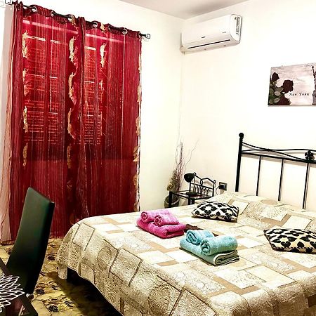 La Maison De Famille Appartamento Indipendente Con Cucina E Lavatrice Ольбия Экстерьер фото